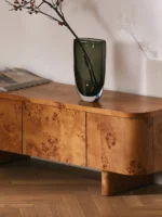Tobia TV-Ständer aus Holz – Bild 10