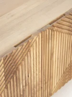 Niedriger Schrank im Louis-Stil aus Esche – Bild 7