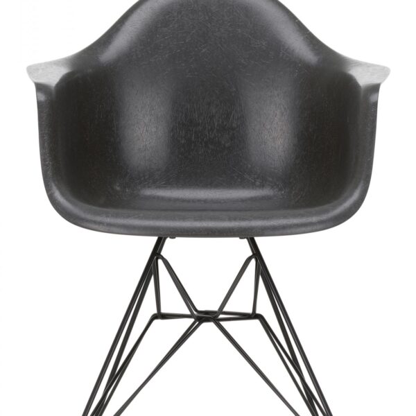 Eames Fiberglass Arm Chair DAR Stuhl Vitra